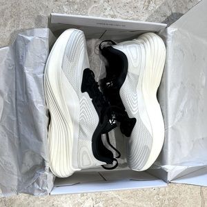 APL MEN’S STREAMLINE SHOE